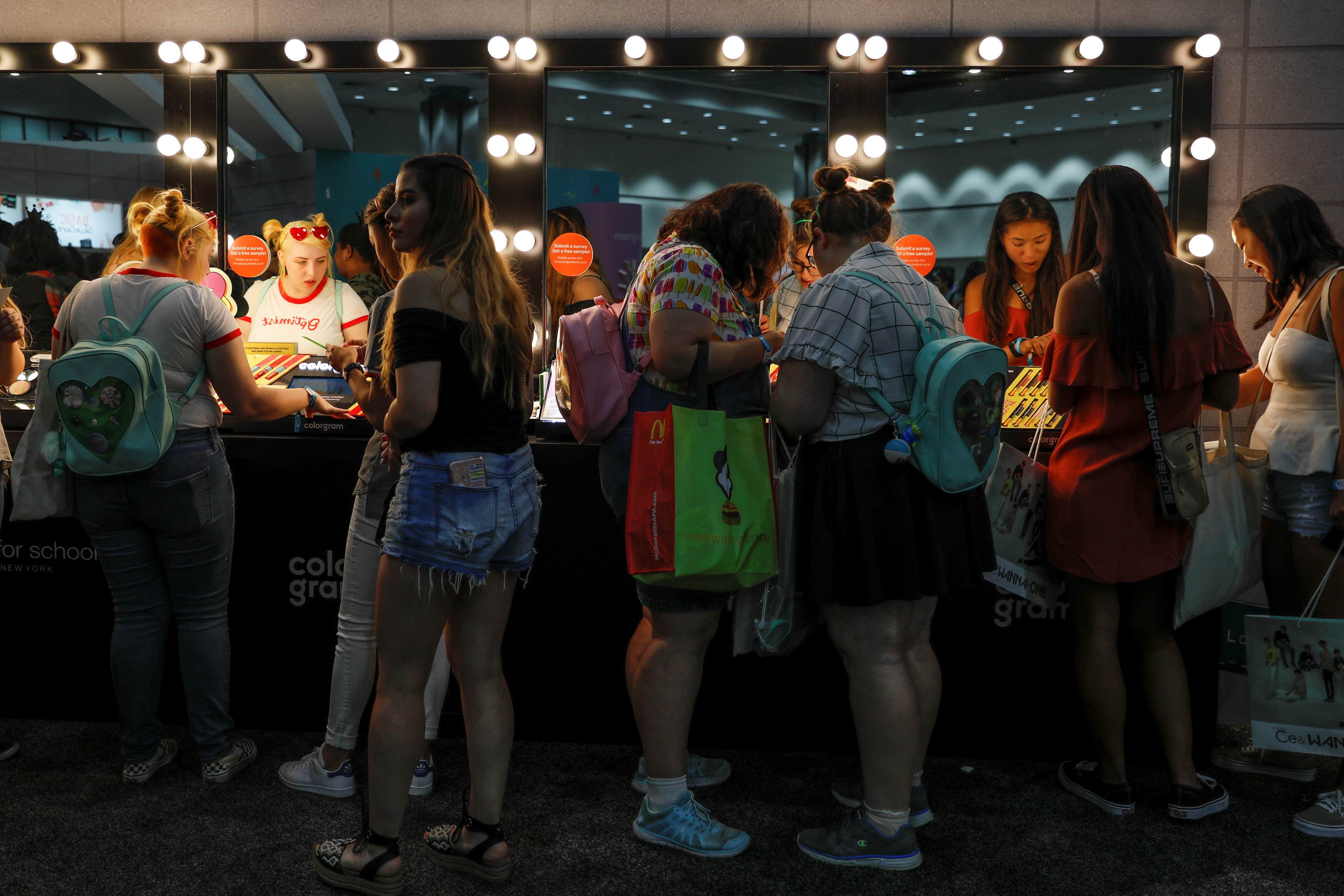 tagreuters.com2018binary_LYNXMPEE7A0DF-FILEDIMAGE