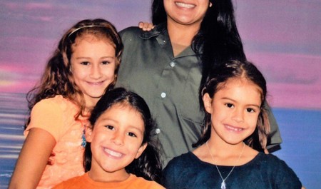 tagreuters.com2018binary_MT1VRTP0JW0GEZ-VIEWIMAGE