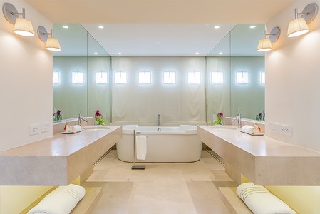 tagreuters.com2018binary_MT1VRTP0JW4S2Q-VIEWIMAGE