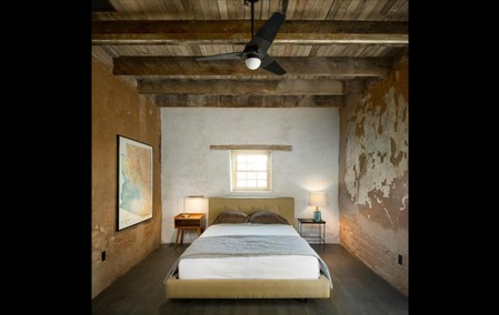 tagreuters.com2018binary_MT1VRTP0JW4TEB-VIEWIMAGE