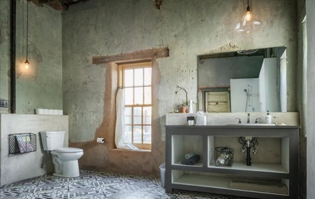 tagreuters.com2018binary_MT1VRTP0JW4TEC-VIEWIMAGE