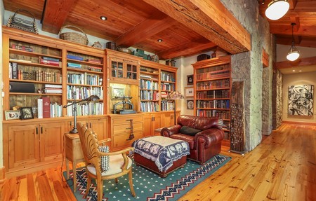 tagreuters.com2018binary_MT1VRTP0JW4TLO-VIEWIMAGE