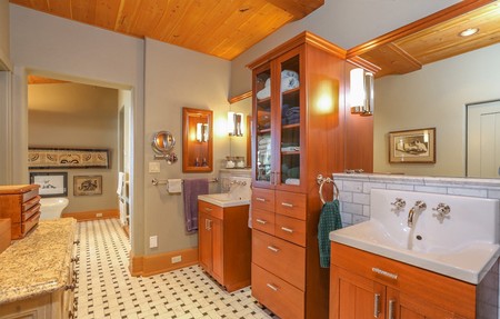 tagreuters.com2018binary_MT1VRTP0JW4TLV-VIEWIMAGE