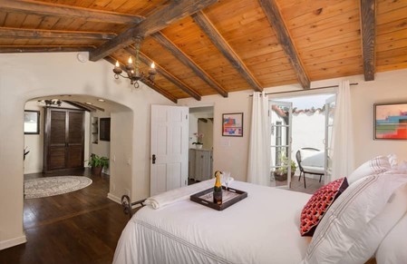 tagreuters.com2018binary_MT1VRTP0JW4U3O-VIEWIMAGE