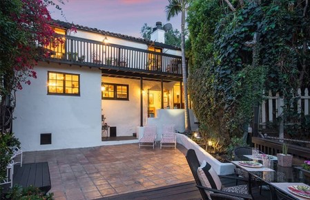 tagreuters.com2018binary_MT1VRTP0JW4U3U-VIEWIMAGE