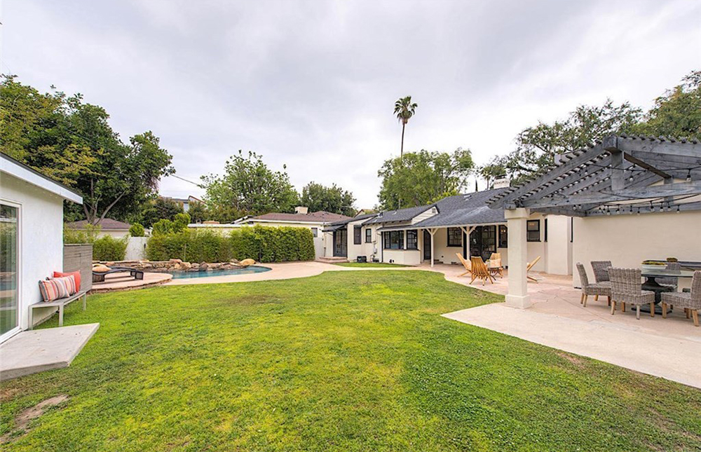 tagreuters.com2018binary_MT1VRTP0JW4Y4W-FILEDIMAGE