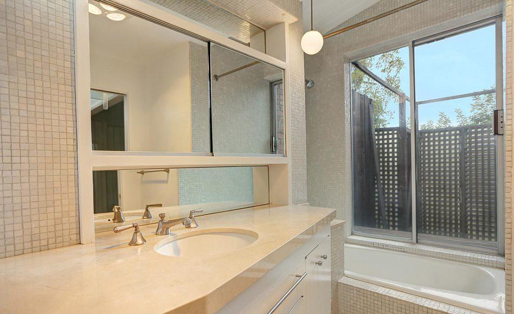 tagreuters.com2018binary_MT1VRTP0JW5O4X-FILEDIMAGE