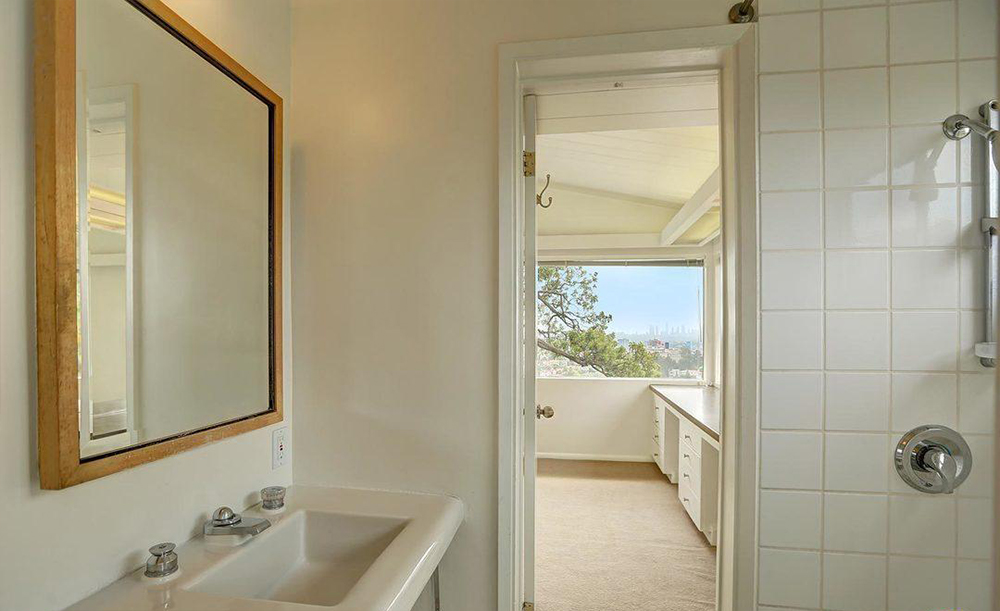 tagreuters.com2018binary_MT1VRTP0JW5O52-FILEDIMAGE