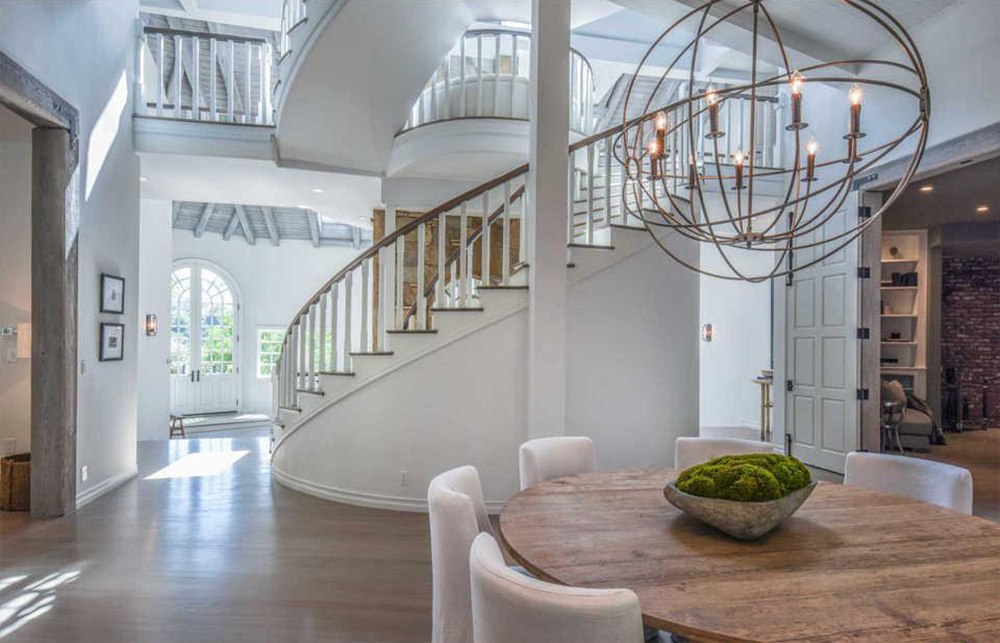 tagreuters.com2018binary_MT1VRTP0JW5TP0-FILEDIMAGE