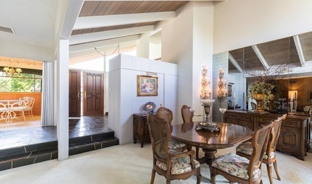 tagreuters.com2018binary_MT1VRTP0JW5URY-VIEWIMAGE