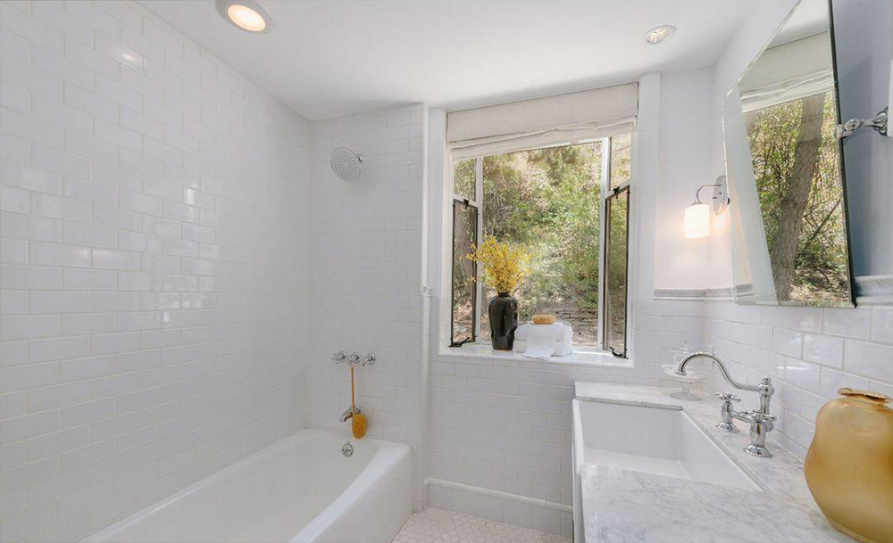 tagreuters.com2018binary_MT1VRTP0JW63WI-FILEDIMAGE