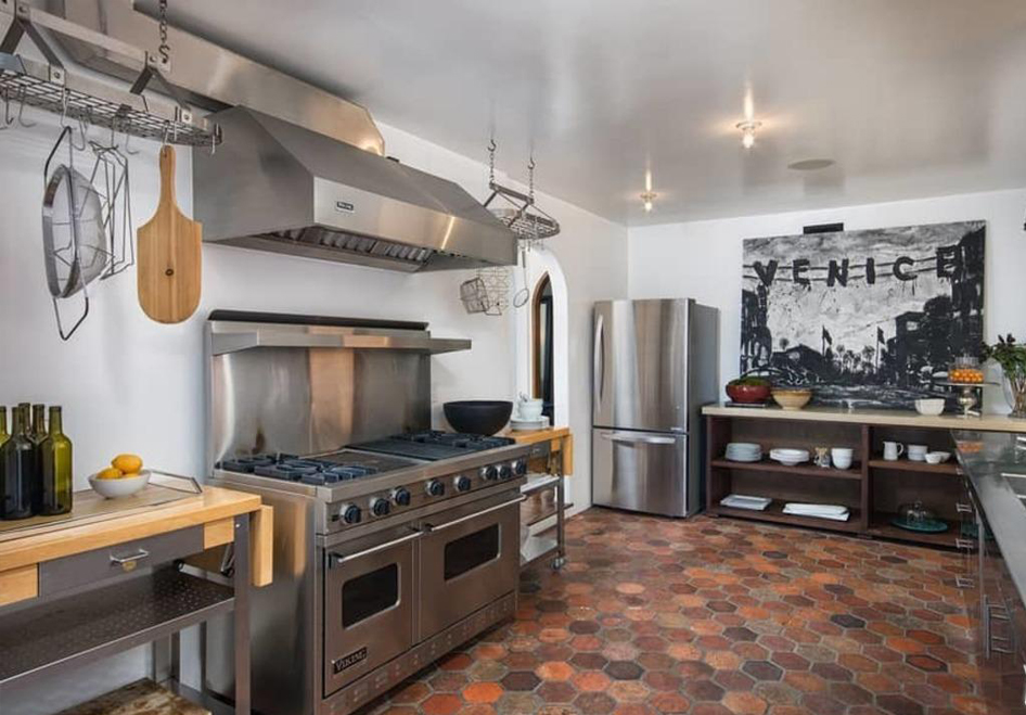 tagreuters.com2018binary_MT1VRTP0JW64MH-FILEDIMAGE