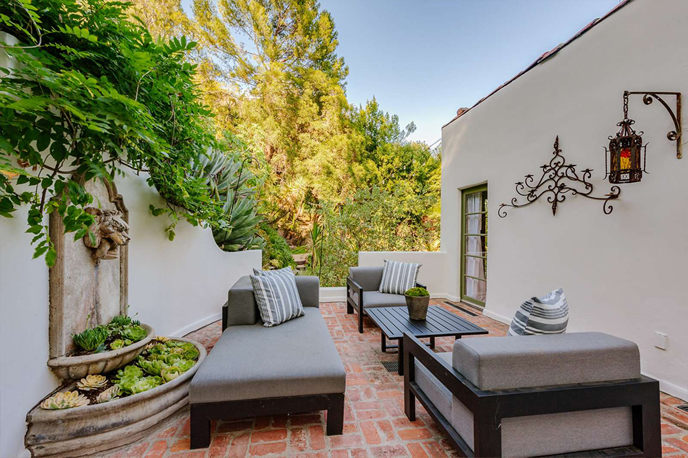 tagreuters.com2018binary_MT1VRTP0JW69XU-FILEDIMAGE