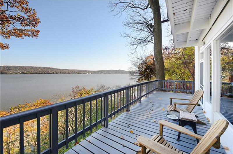 tagreuters.com2018binary_MT1VRTP0JW6D8S-BASEIMAGE