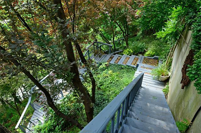 tagreuters.com2018binary_MT1VRTP0JW6D91-BASEIMAGE