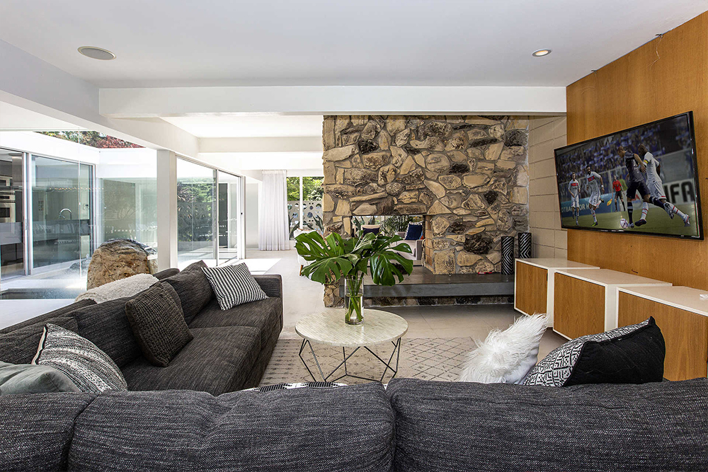 tagreuters.com2018binary_MT1VRTP0JW6NMW-FILEDIMAGE