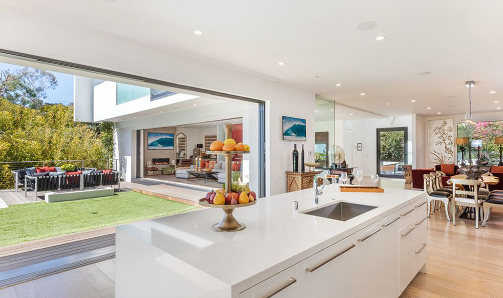 tagreuters.com2018binary_MT1VRTP0JW6OD0-FILEDIMAGE