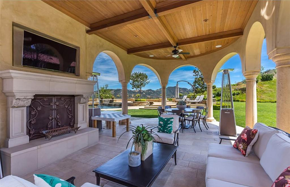 tagreuters.com2018binary_MT1VRTP0JW6PK3-FILEDIMAGE