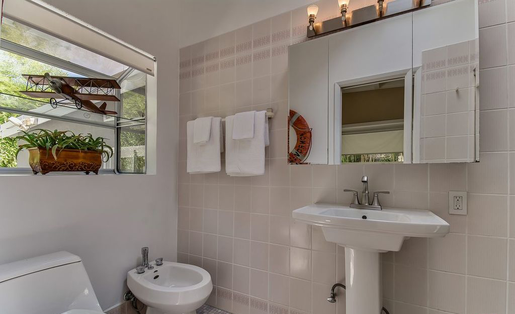 tagreuters.com2018binary_MT1VRTP0JW6Q3T-FILEDIMAGE