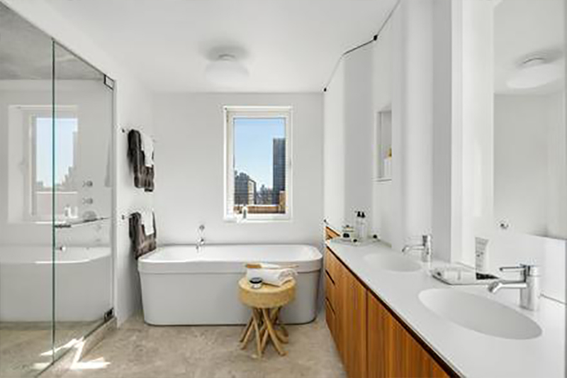 tagreuters.com2018binary_MT1VRTP0JW72TR-BASEIMAGE