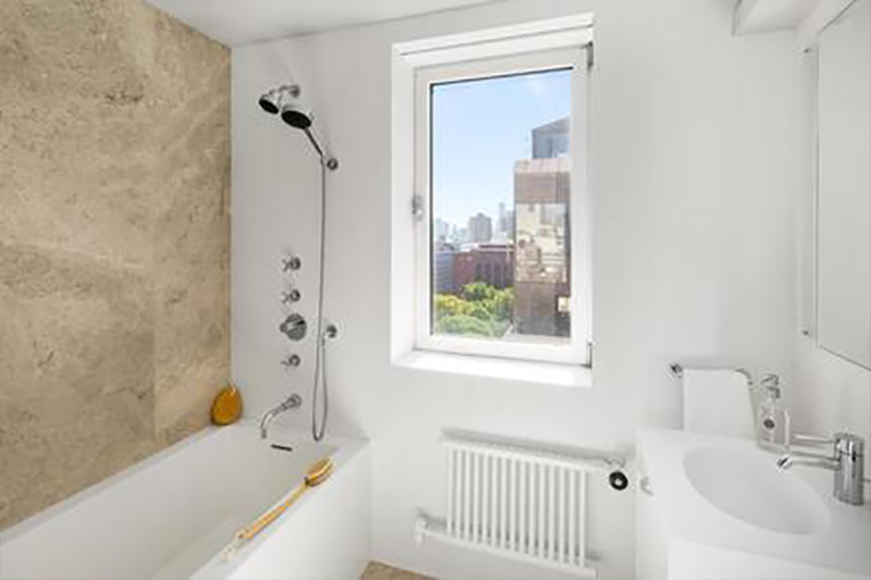 tagreuters.com2018binary_MT1VRTP0JW72TU-BASEIMAGE