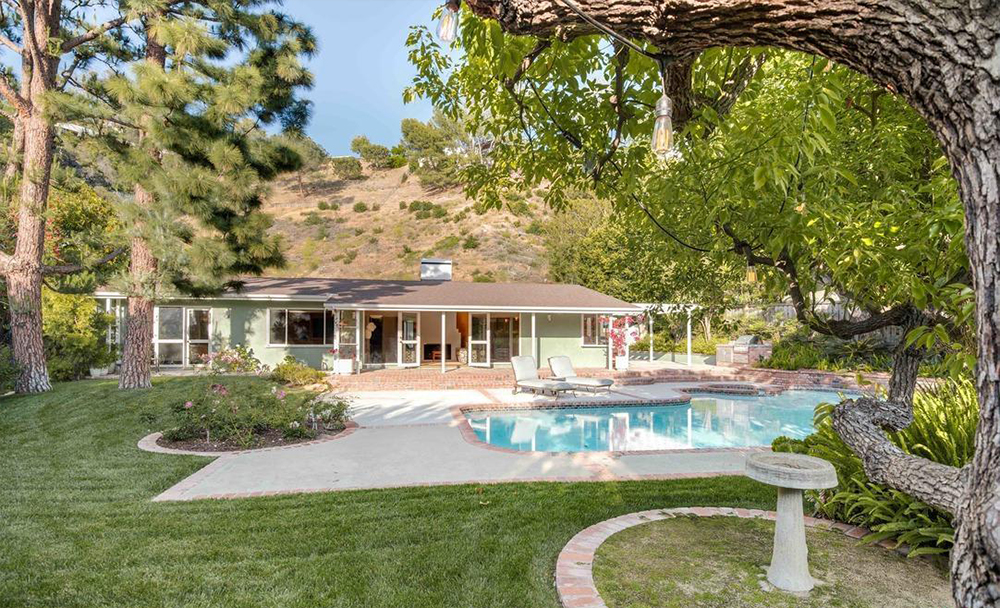 tagreuters.com2018binary_MT1VRTP0JW73ST-FILEDIMAGE