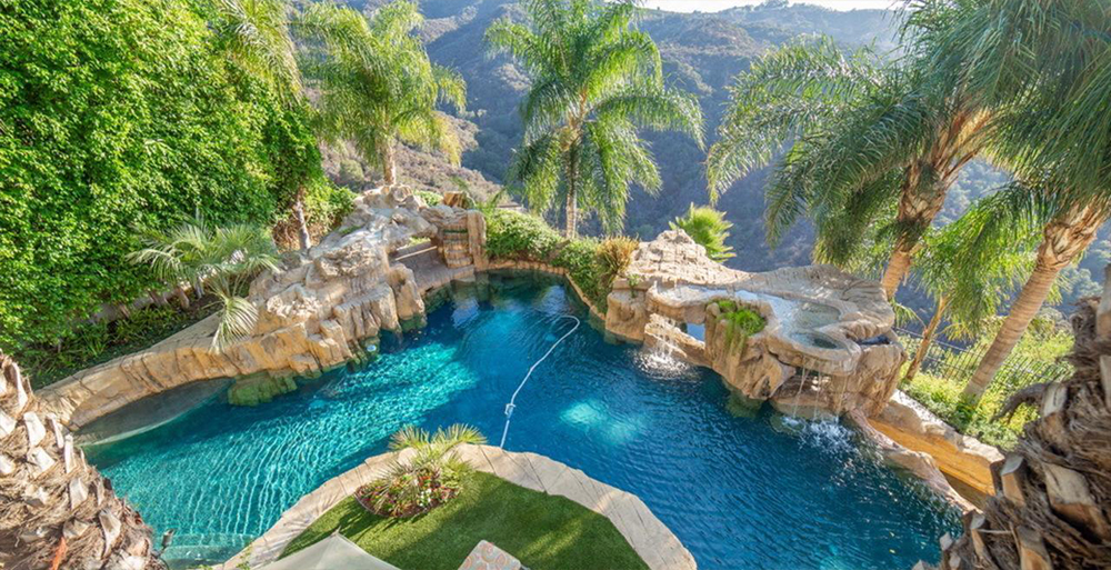 tagreuters.com2018binary_MT1VRTP0JW7J8U-FILEDIMAGE