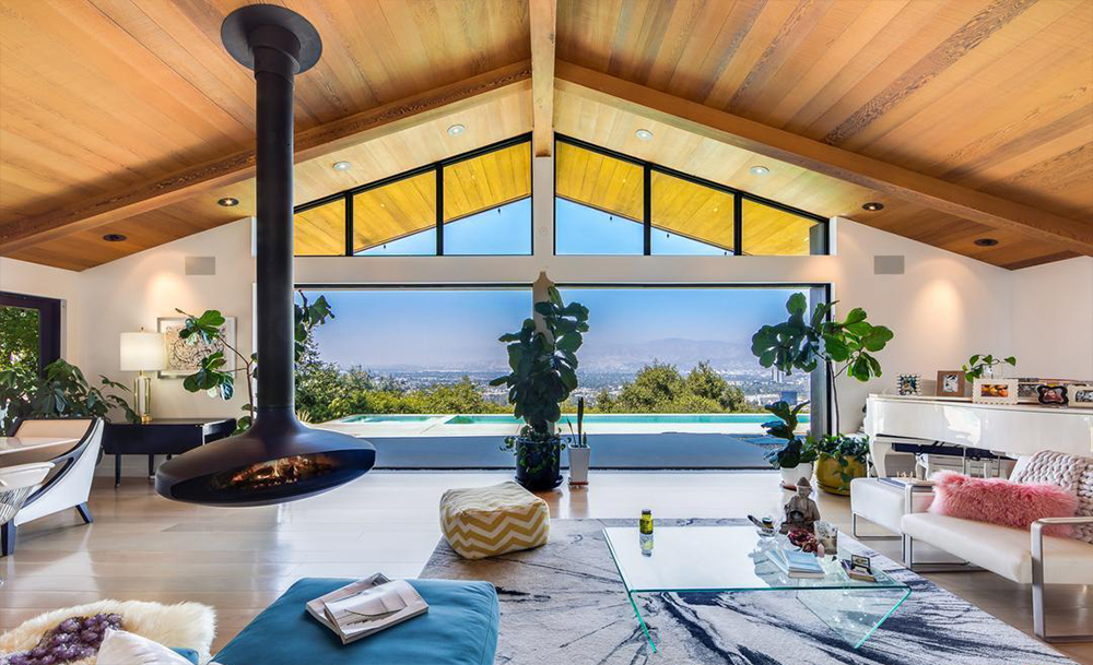 tagreuters.com2018binary_MT1VRTP0JW7JAB-FILEDIMAGE