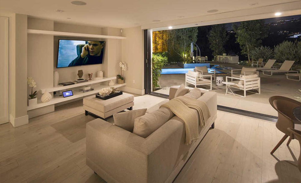 tagreuters.com2018binary_MT1VRTP0JW7M0J-FILEDIMAGE