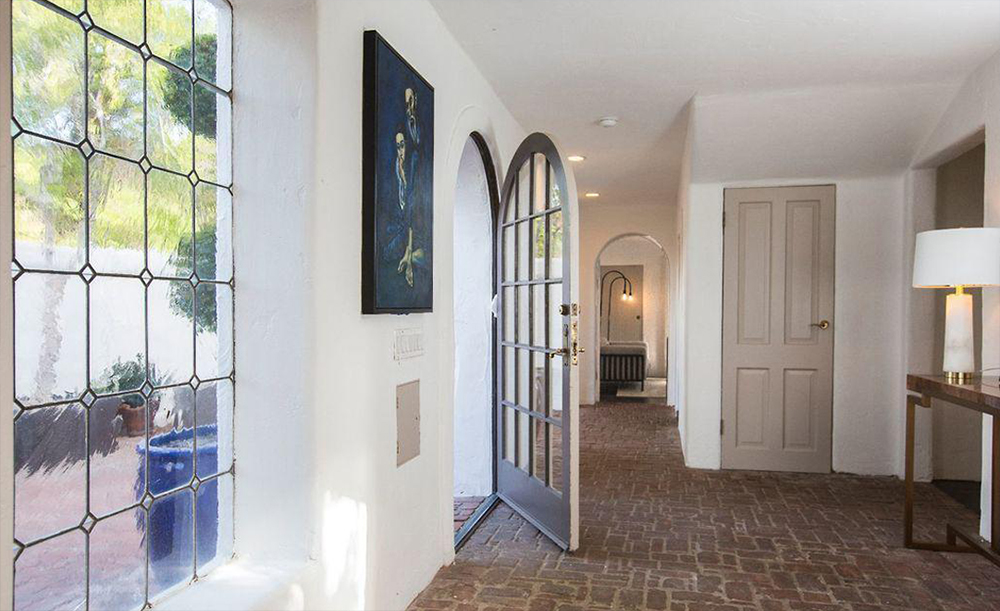 tagreuters.com2018binary_MT1VRTP0JW88OF-FILEDIMAGE