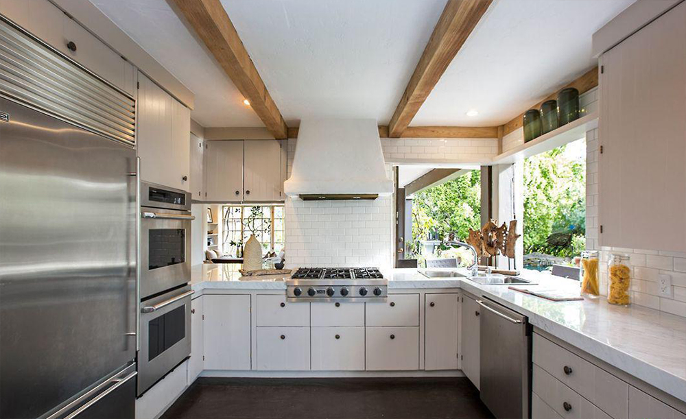 tagreuters.com2018binary_MT1VRTP0JW88OJ-FILEDIMAGE