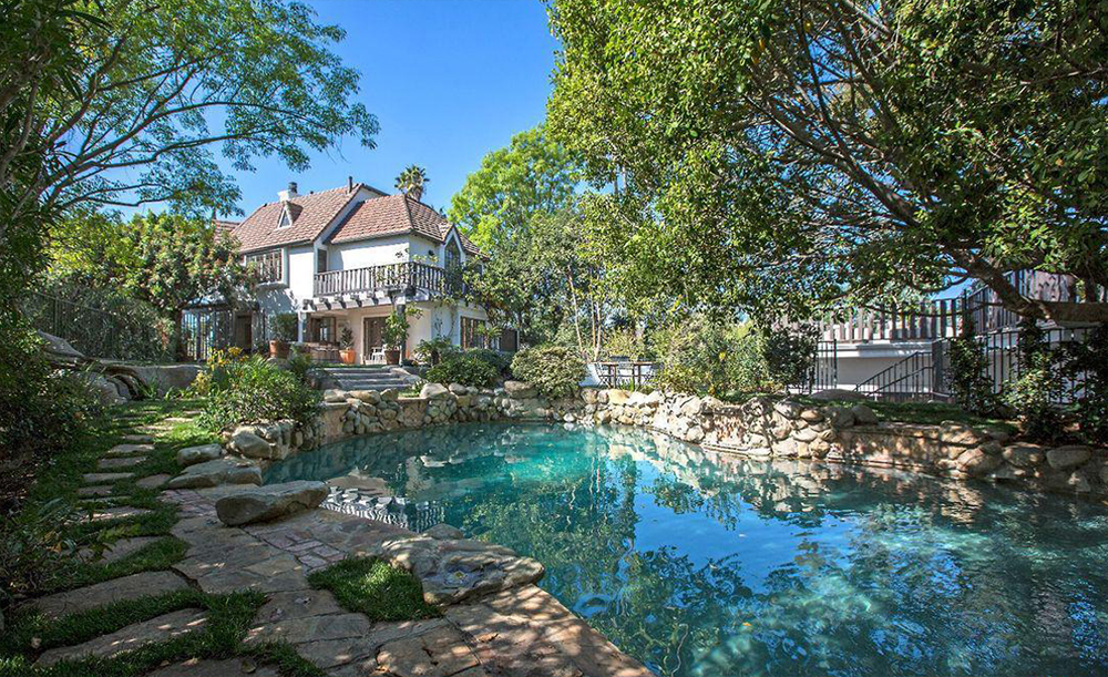 tagreuters.com2018binary_MT1VRTP0JW88OX-FILEDIMAGE