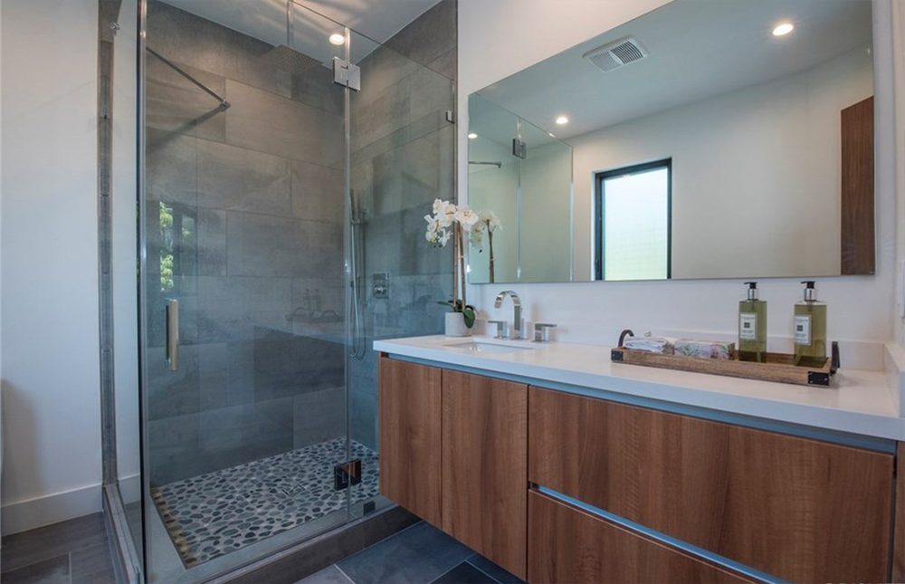 tagreuters.com2018binary_MT1VRTP0JW8S38-FILEDIMAGE