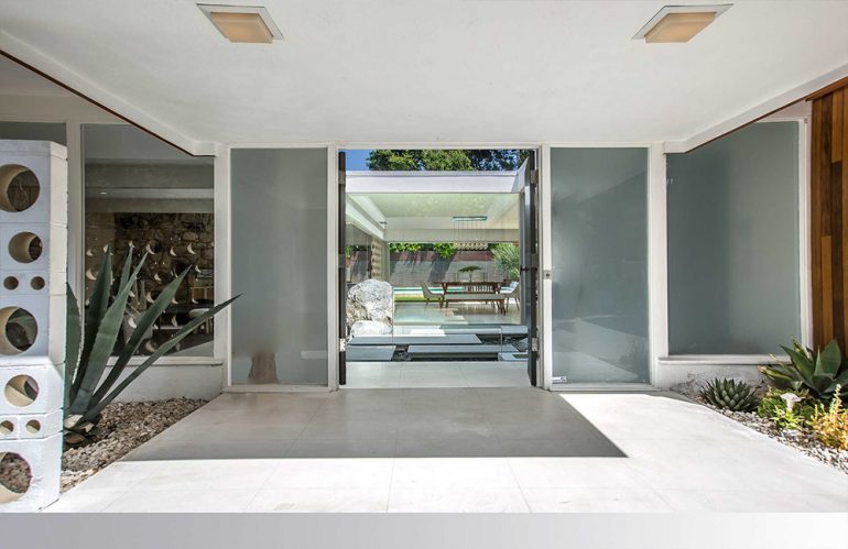 tagreuters.com2018binary_MT1VRTP0JW91V7-FILEDIMAGE