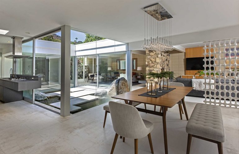 tagreuters.com2018binary_MT1VRTP0JW91VC-FILEDIMAGE