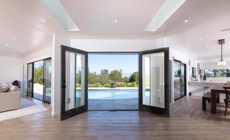 tagreuters.com2018binary_MT1VRTP0JW92PW-FILEDIMAGE