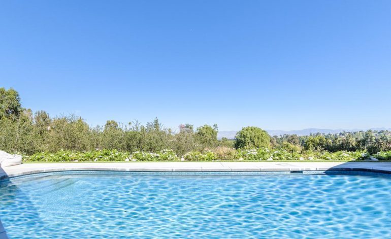 tagreuters.com2018binary_MT1VRTP0JW92QB-FILEDIMAGE