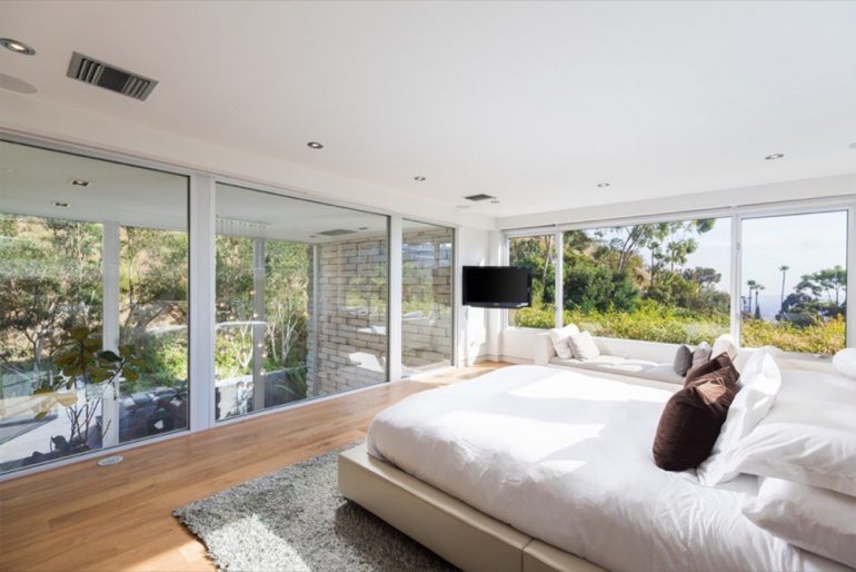 tagreuters.com2018binary_MT1VRTP0JW92XE-FILEDIMAGE