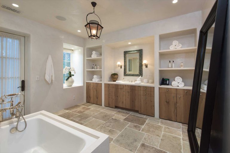 tagreuters.com2018binary_MT1VRTP0JWA636-FILEDIMAGE