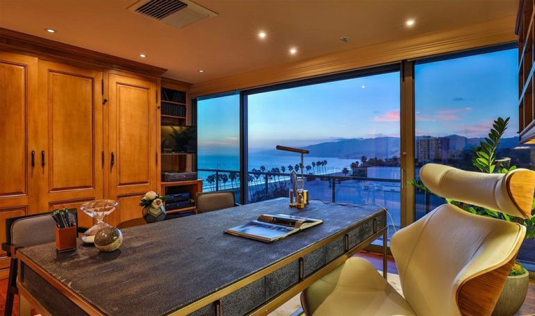 tagreuters.com2018binary_MT1VRTP0JWA7PW-FILEDIMAGE