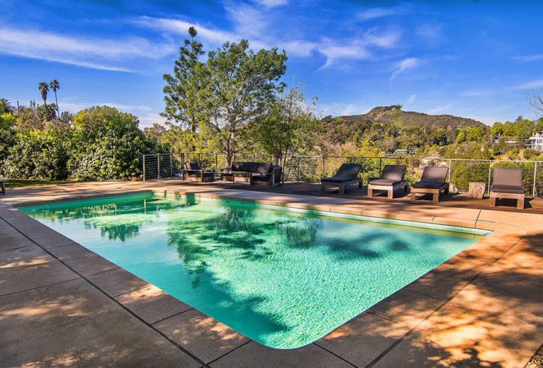 tagreuters.com2018binary_MT1VRTP0JWABP8-FILEDIMAGE