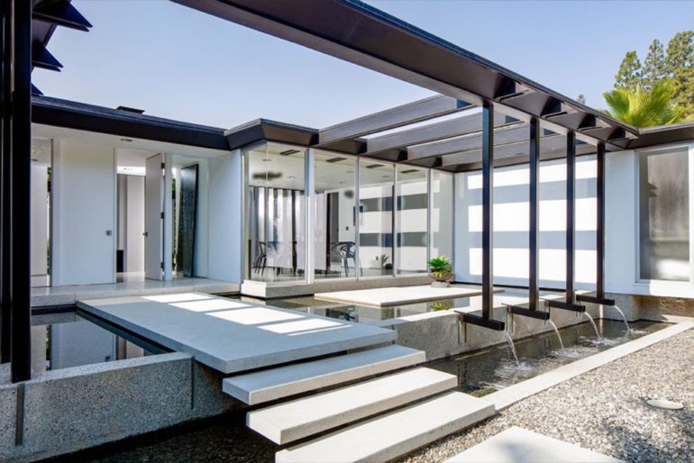 tagreuters.com2018binary_MT1VRTP0JWABQ2-FILEDIMAGE