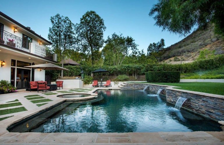 tagreuters.com2018binary_MT1VRTP0JWAFC8-FILEDIMAGE