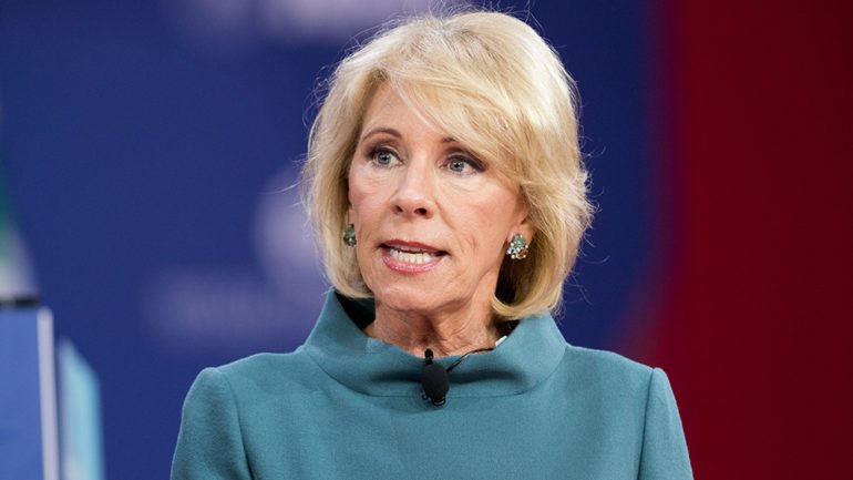 tagreuters.com2018binary_MT1VRTP0JWAFW4-FILEDIMAGE