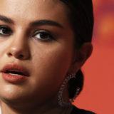 Singer Selena Gomez laments dangers of social media at Cannes