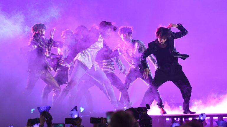 tagreuters.com2019binary_MT1VRTP0JW65BD-FILEDIMAGE