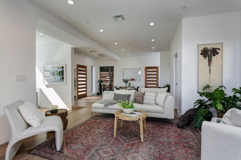 tagreuters.com2019binary_MT1VRTP0JWAOMZ-FILEDIMAGE