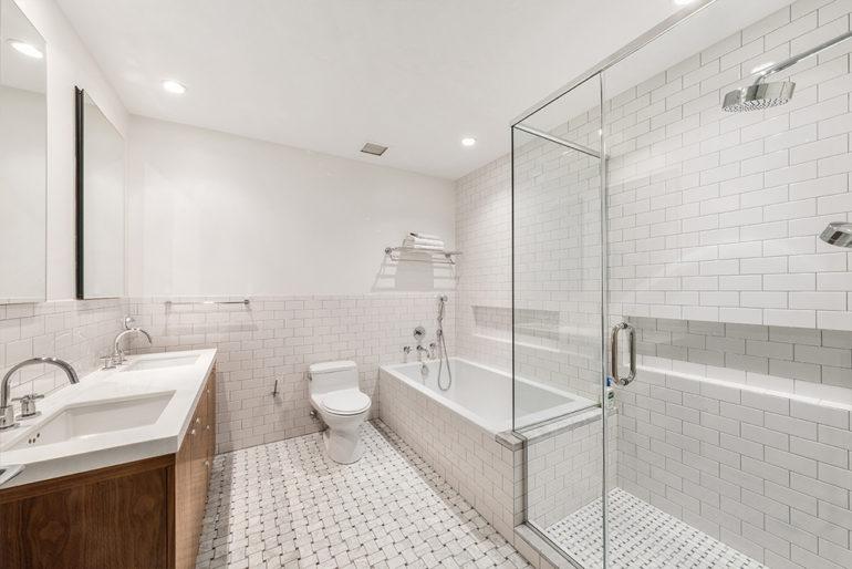 tagreuters.com2019binary_MT1VRTP0JWB87I-FILEDIMAGE