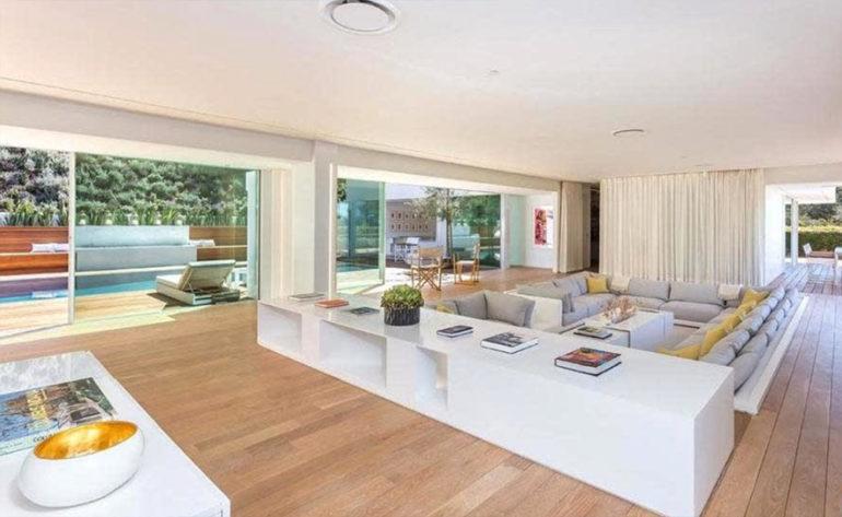 tagreuters.com2019binary_MT1VRTP0JWC2I2-FILEDIMAGE