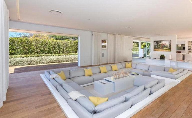 tagreuters.com2019binary_MT1VRTP0JWC2I3-FILEDIMAGE